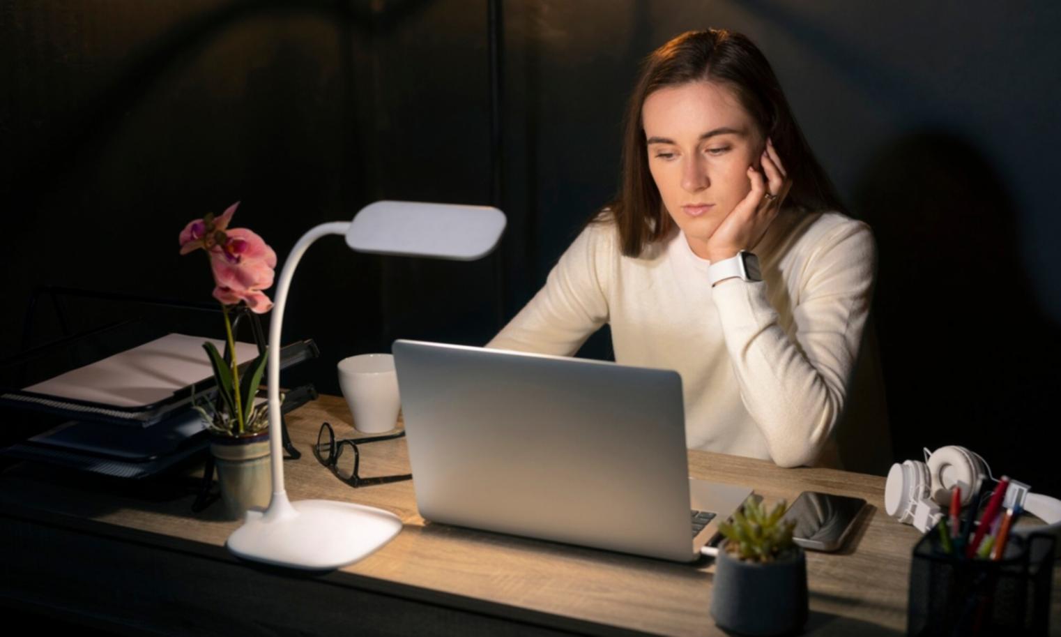 Environnement d'apprentissage moderne avec outils d'analyse financière